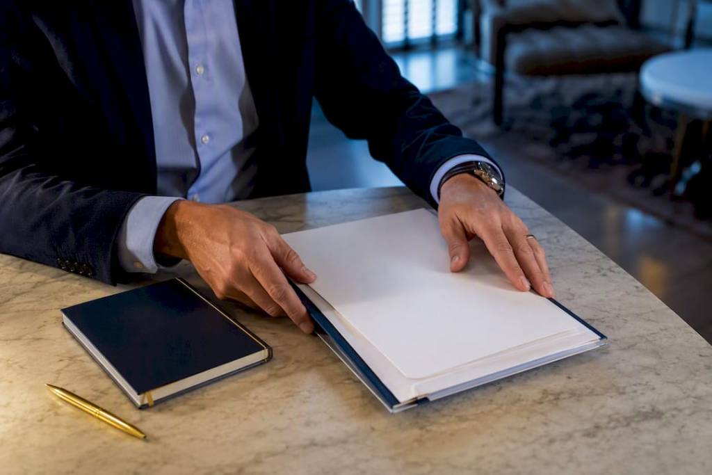 Preparing an immigration records request packet